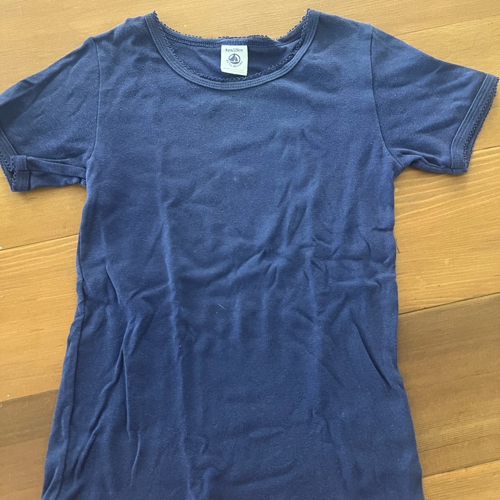 Young girl Petit Bateau t-shirt size 8 purple color
